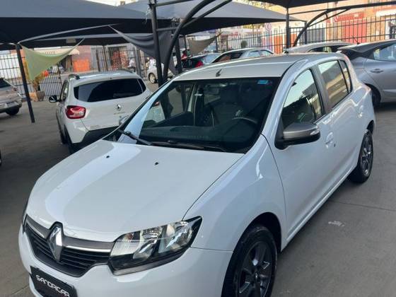 RENAULT SANDERO 1.0 12V SCE FLEX VIBE MANUAL RENAULT SANDERO 1.0 12V SCE FLEX VIBE MANUAL